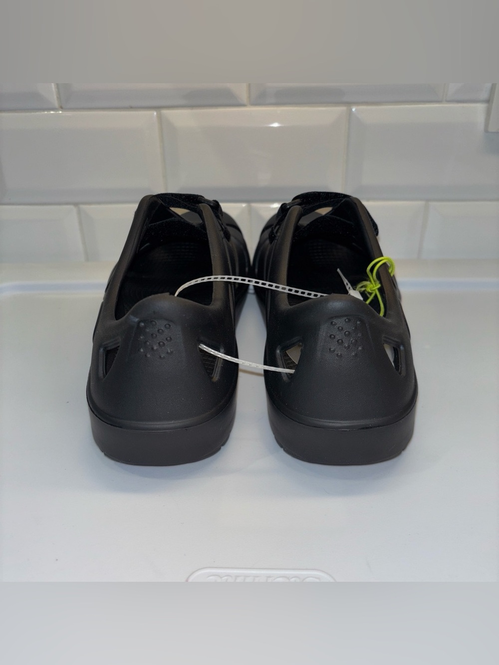 Oofos Oocandoo Sport Recovery Lightweight Sandals Women’s Size 7 NWT - Picture 4 of 7